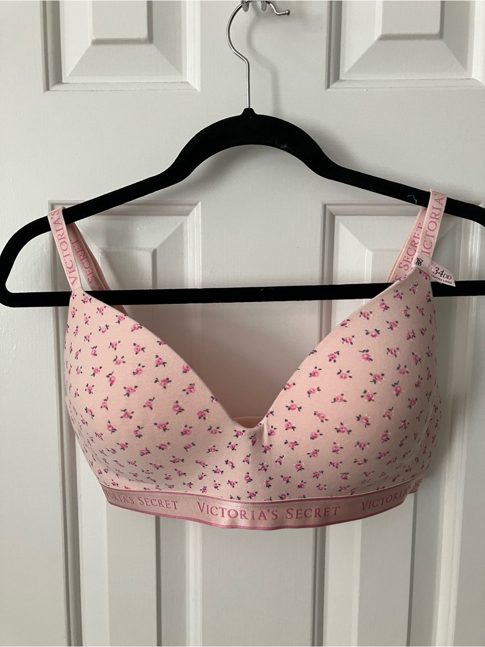 Victoria's Secret Light Pink Floral Wireless Bra